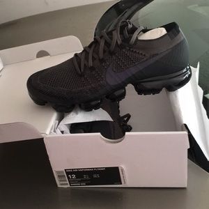 Brand new extremely rare Nike air vapormax